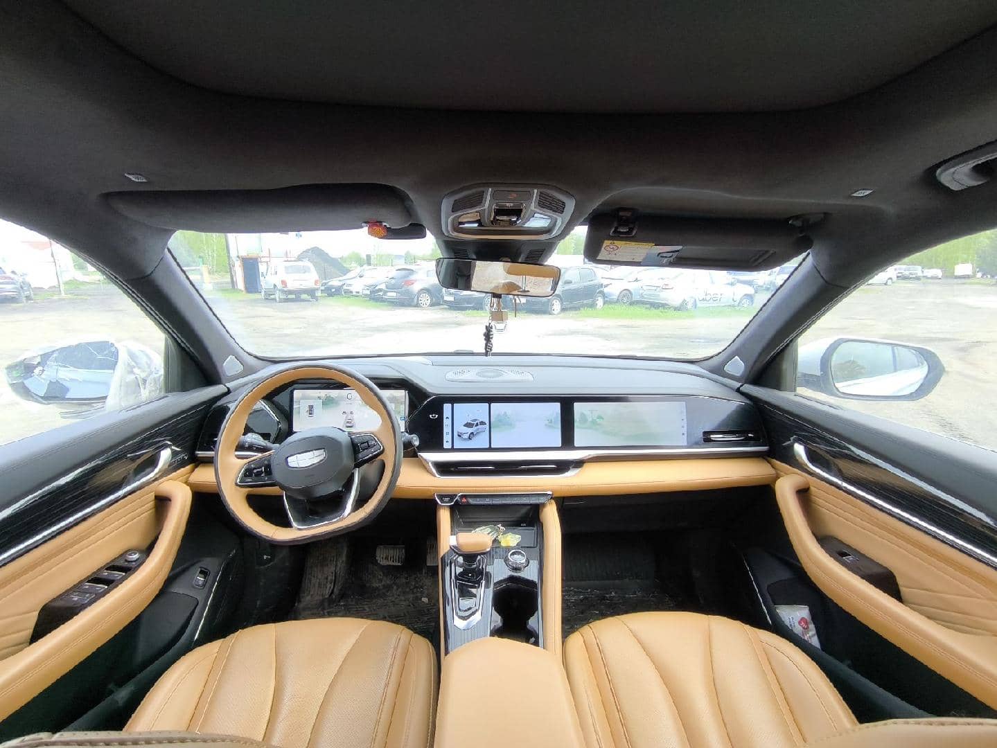 Geely Monjaro Hi-P (Xingyue L Hi-P),  54 394 км, 2022 года