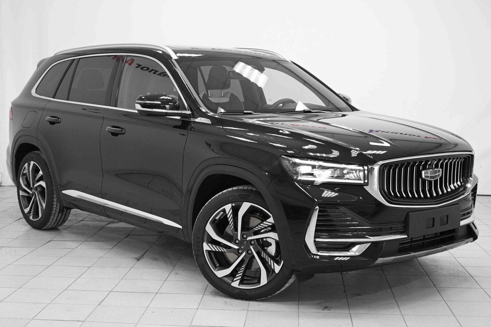 Geely Monjaro Flagship 2.0T (238 hp) 8AT 4WD