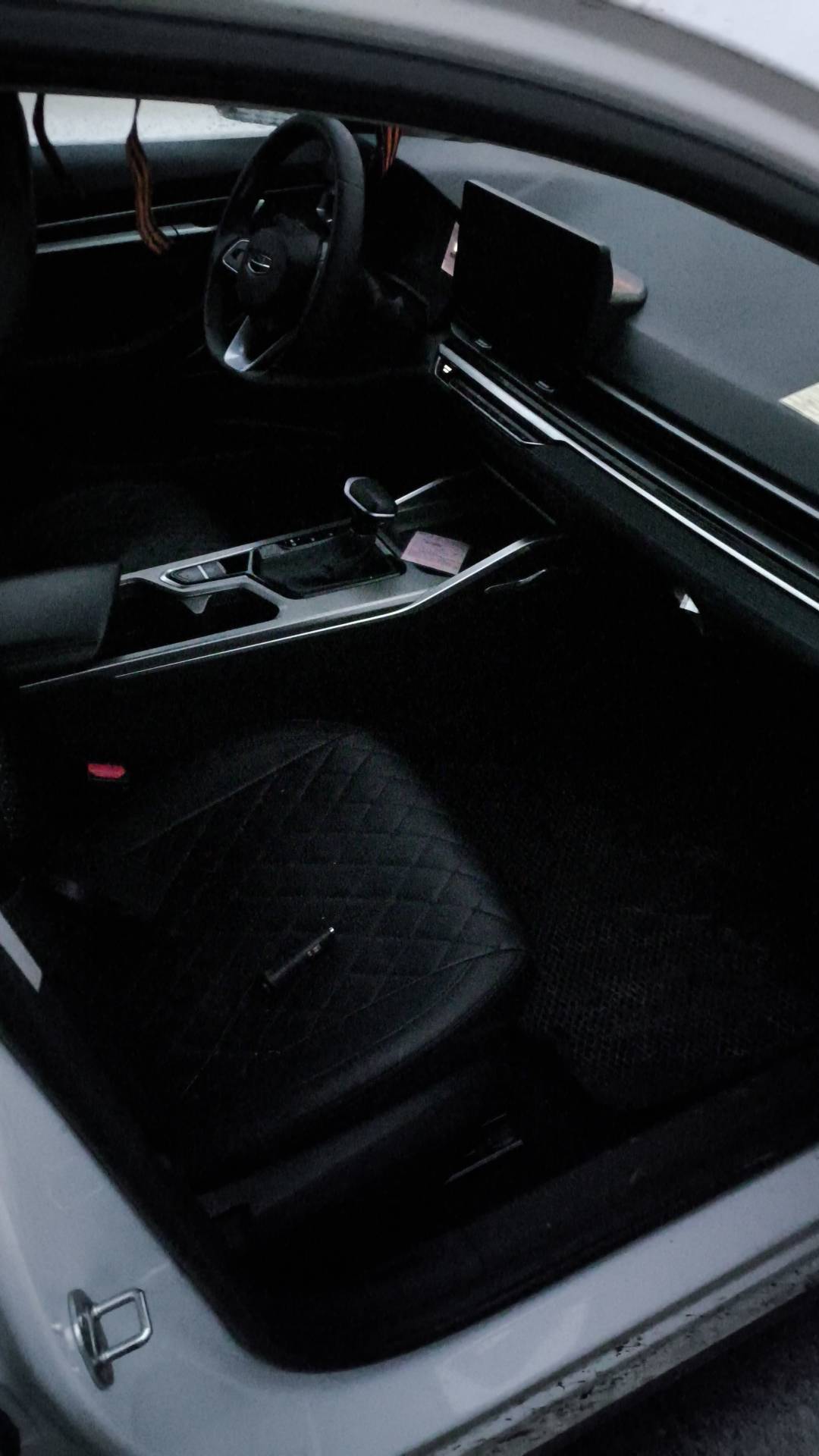 Geely Emgrand,  157 445 км, 2024 года в лизинг