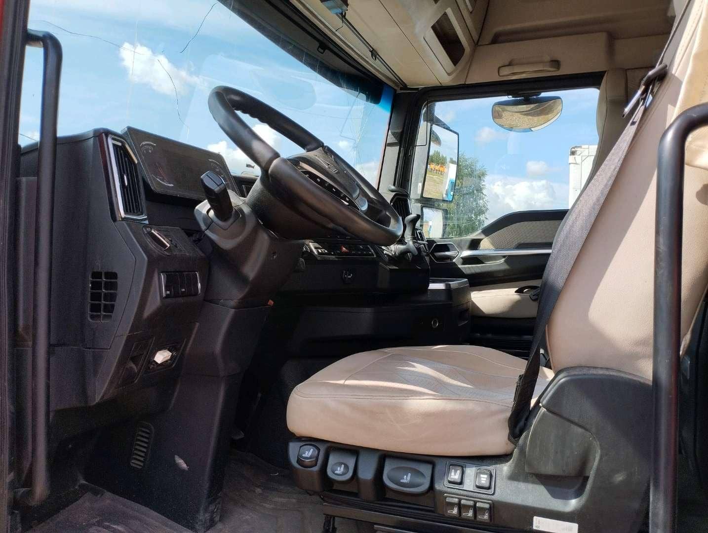 Sitrak C7H MAX ZZ4186V391HE,  932 294 км, 2023 года в лизинг