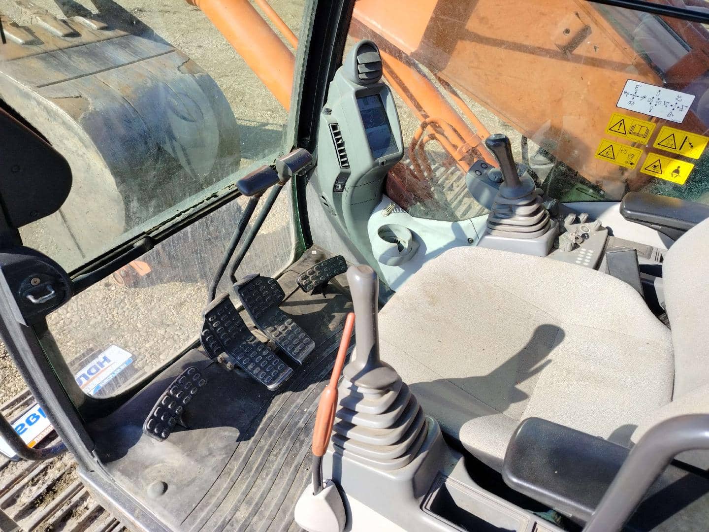 HITACHI ZX200LC-5А, 2022 года в лизинг