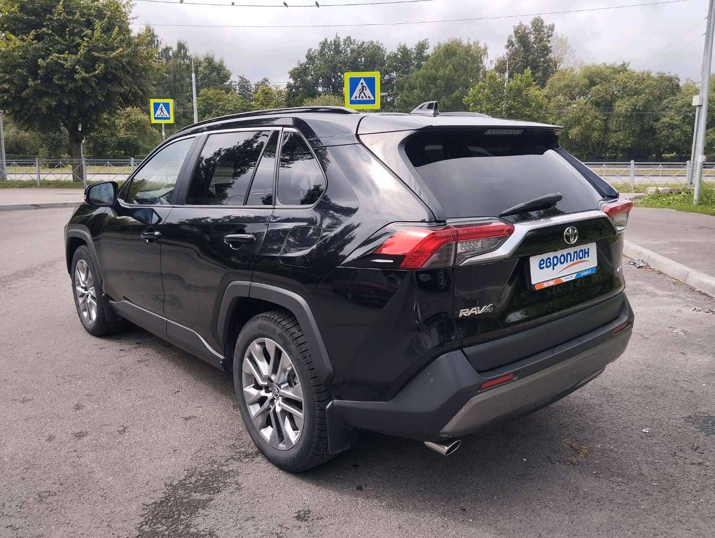 Toyota RAV4,  58 930 км, 2021 года в лизинг