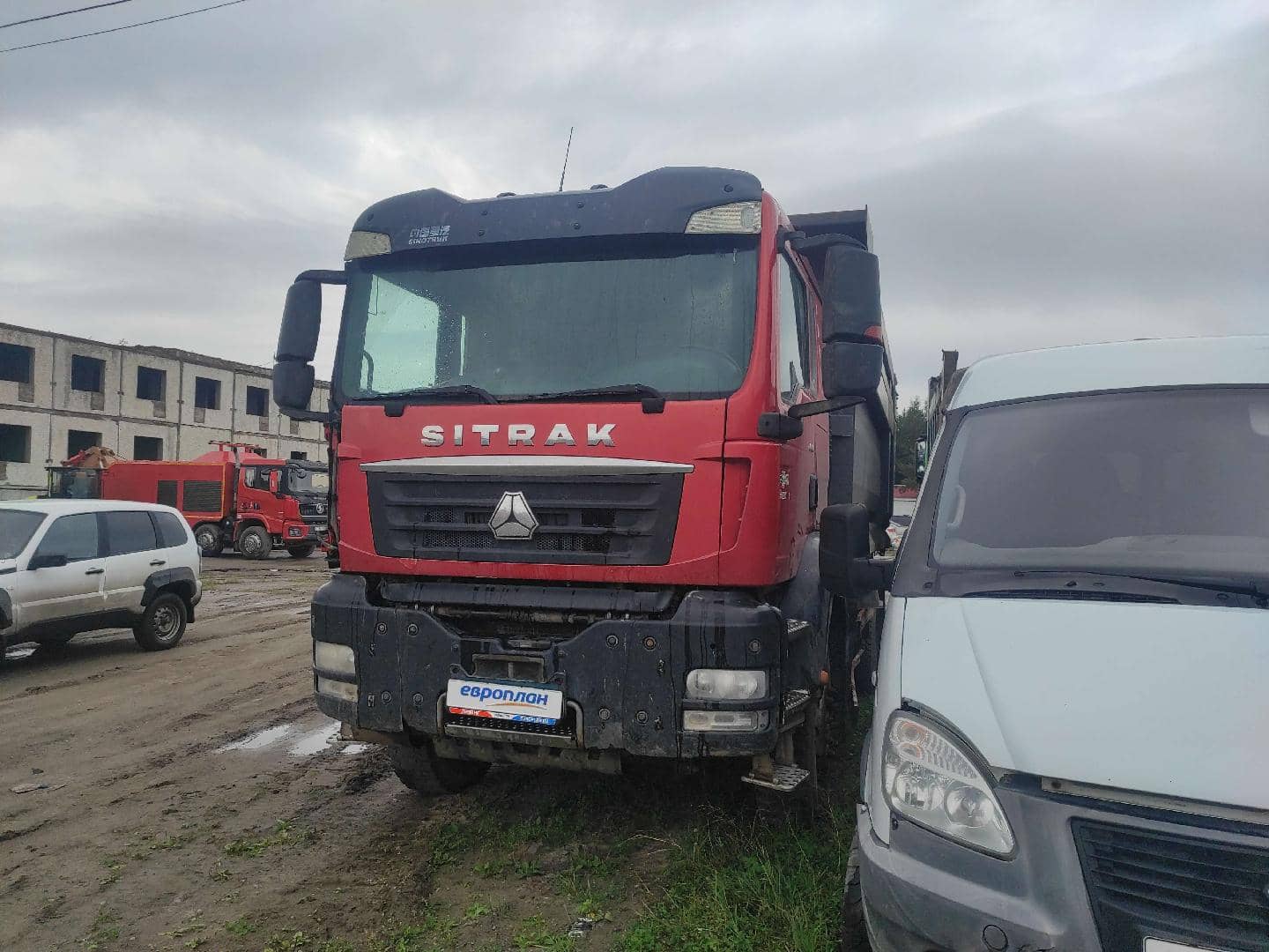 Sitrak ZZ3256V384ME,  82 688 км, 2022 года в лизинг