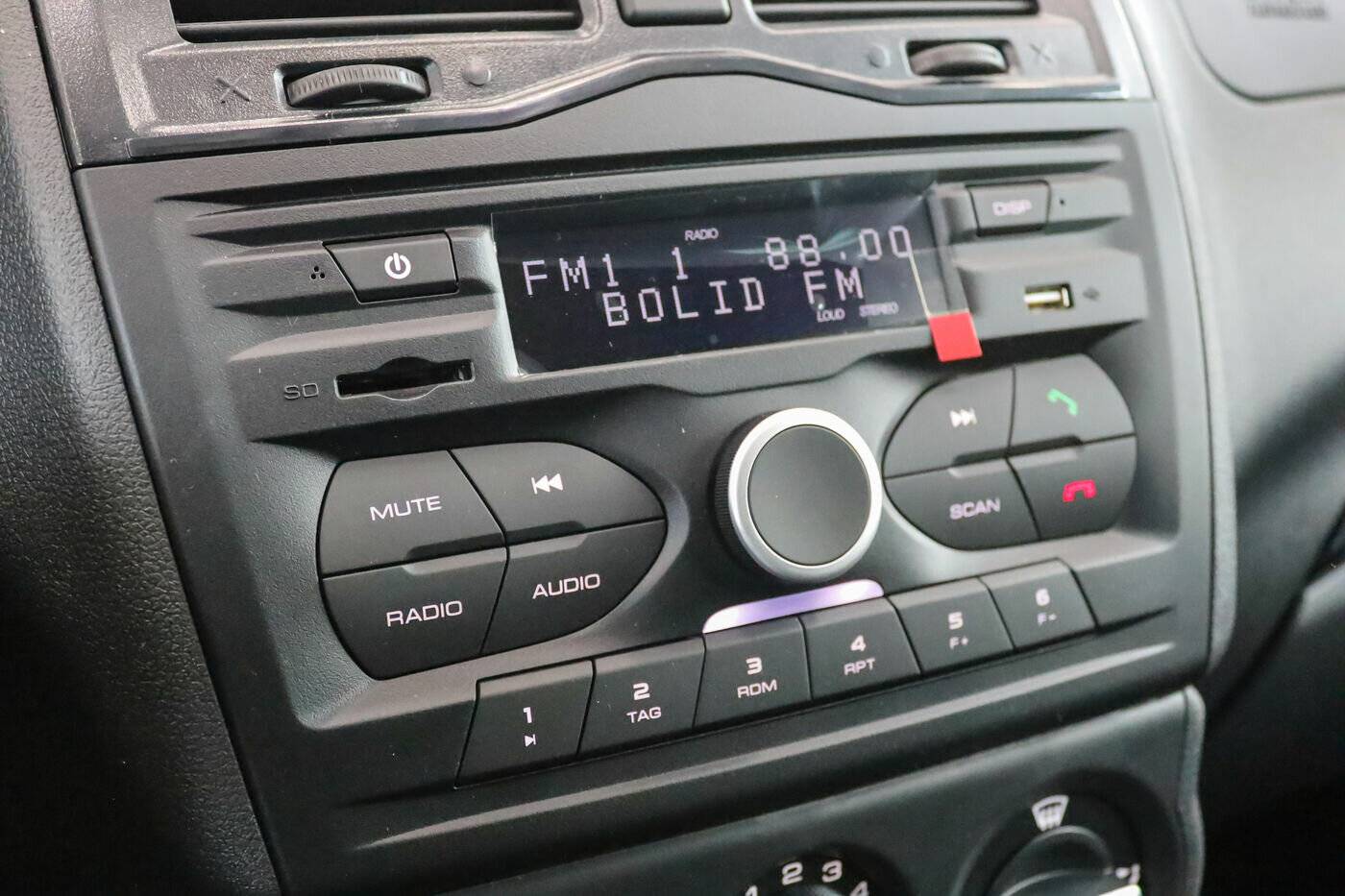 Lada Granta седан Комфорт 1.6 90 л.с. МТ (Comfort)