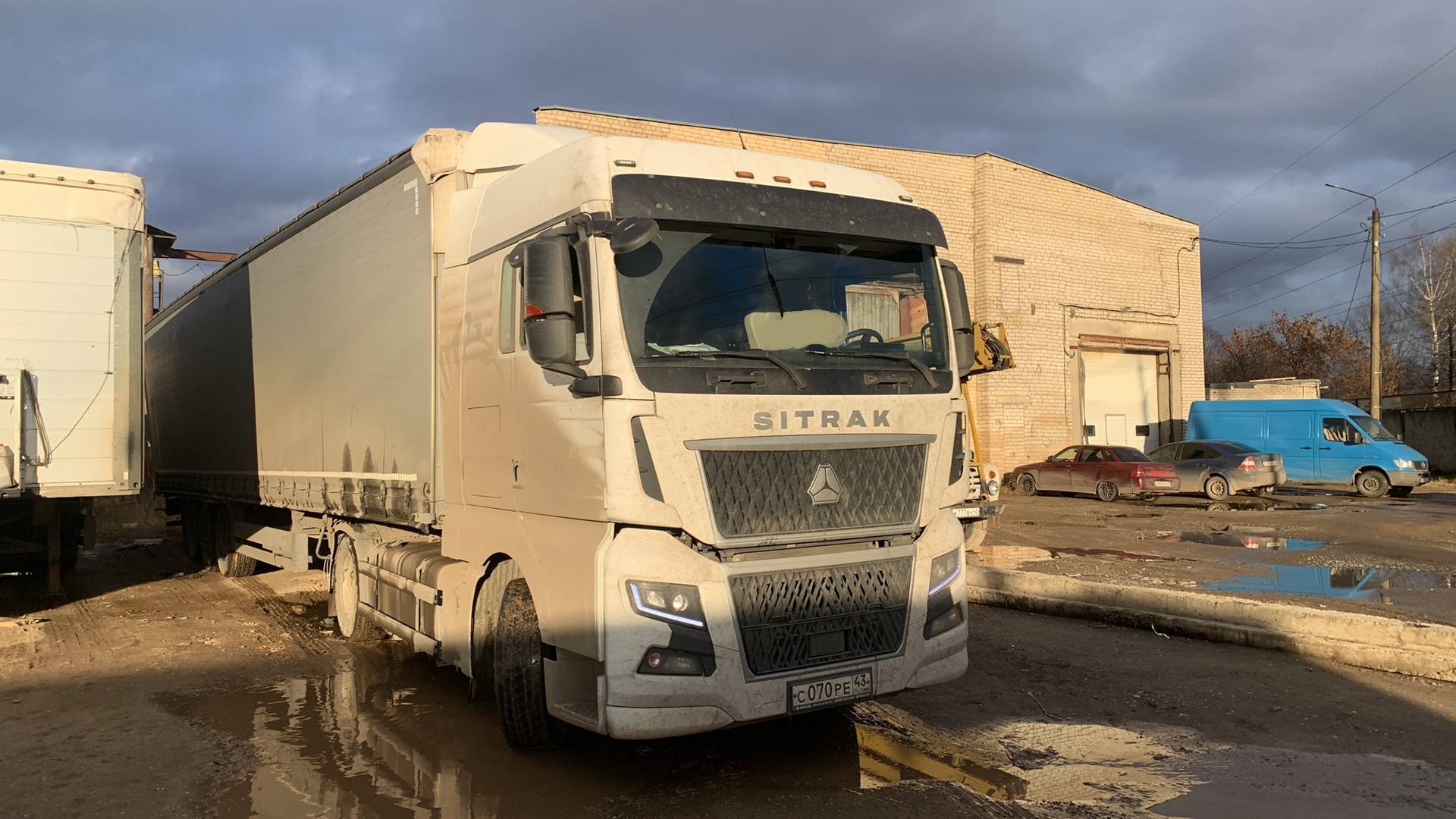 Sitrak C7H MAX ZZ4186V391HE,  339 938 км, 2023 года в лизинг