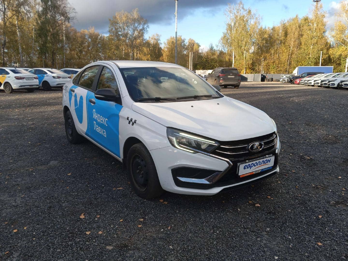 Lada Vesta седан,  132 910 км, 2023 года в лизинг
