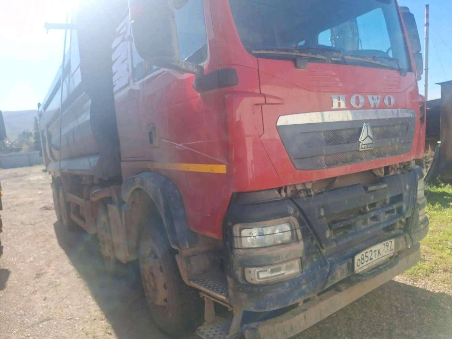 HOWO ZZ3317V386GE1 8х4