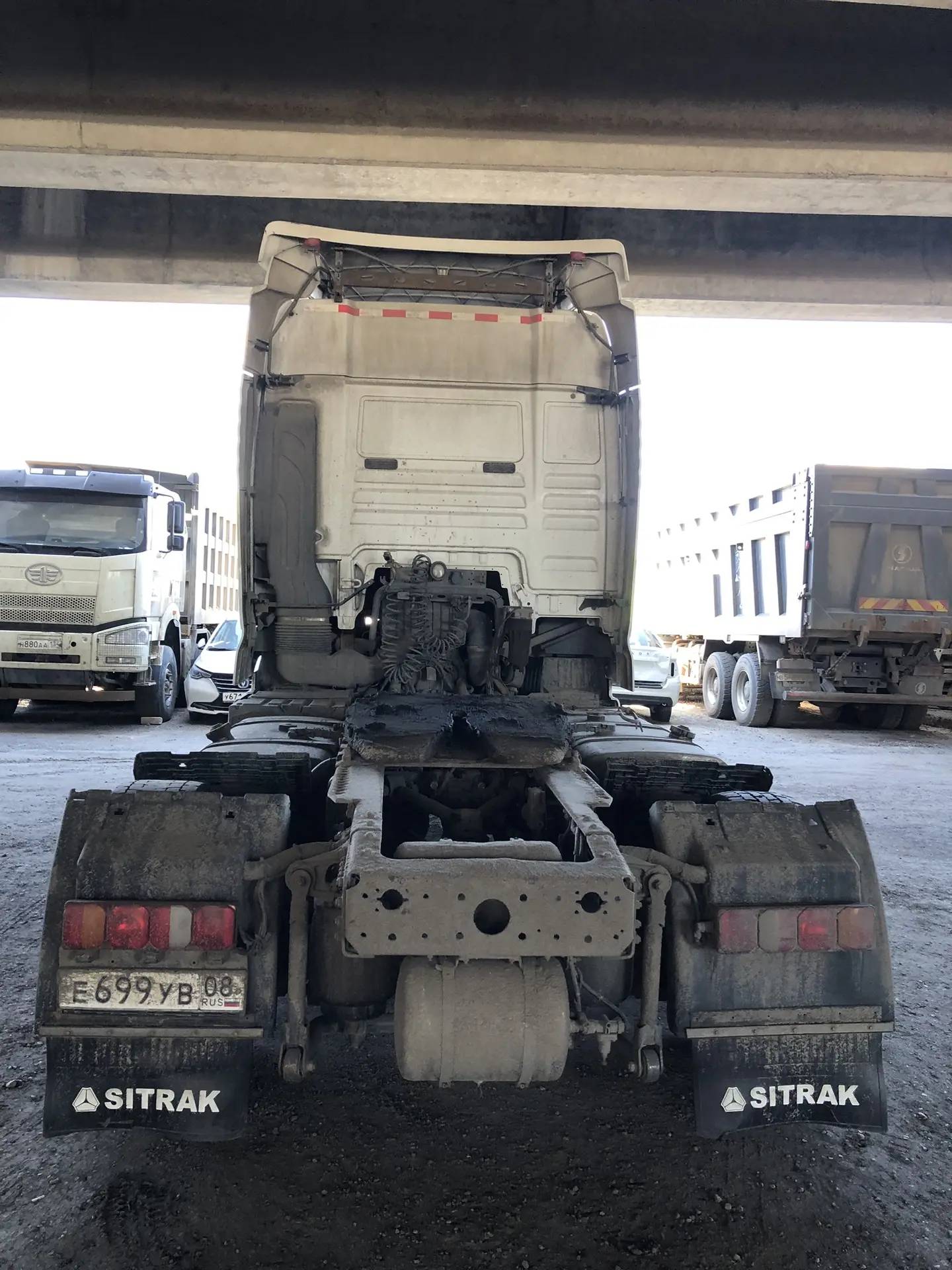 Sitrak C7H 4x2 ZZ4186V361HE,  369 933 км, 2023 года в лизинг