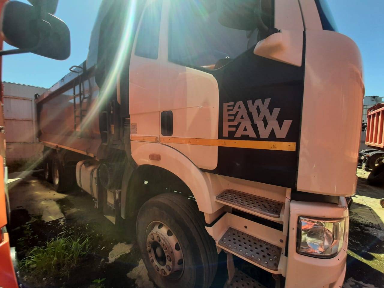 FAW CA3250P66K2T1E5 6х4 Лот 000001070