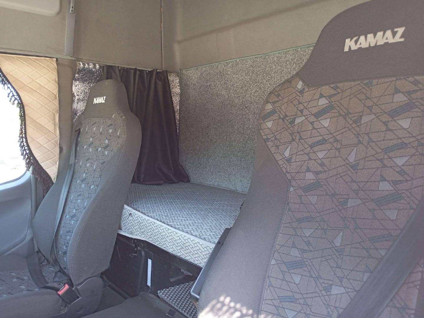 КАМАЗ 5490-S5 (M1840),  515 110 км, 2022 года в лизинг