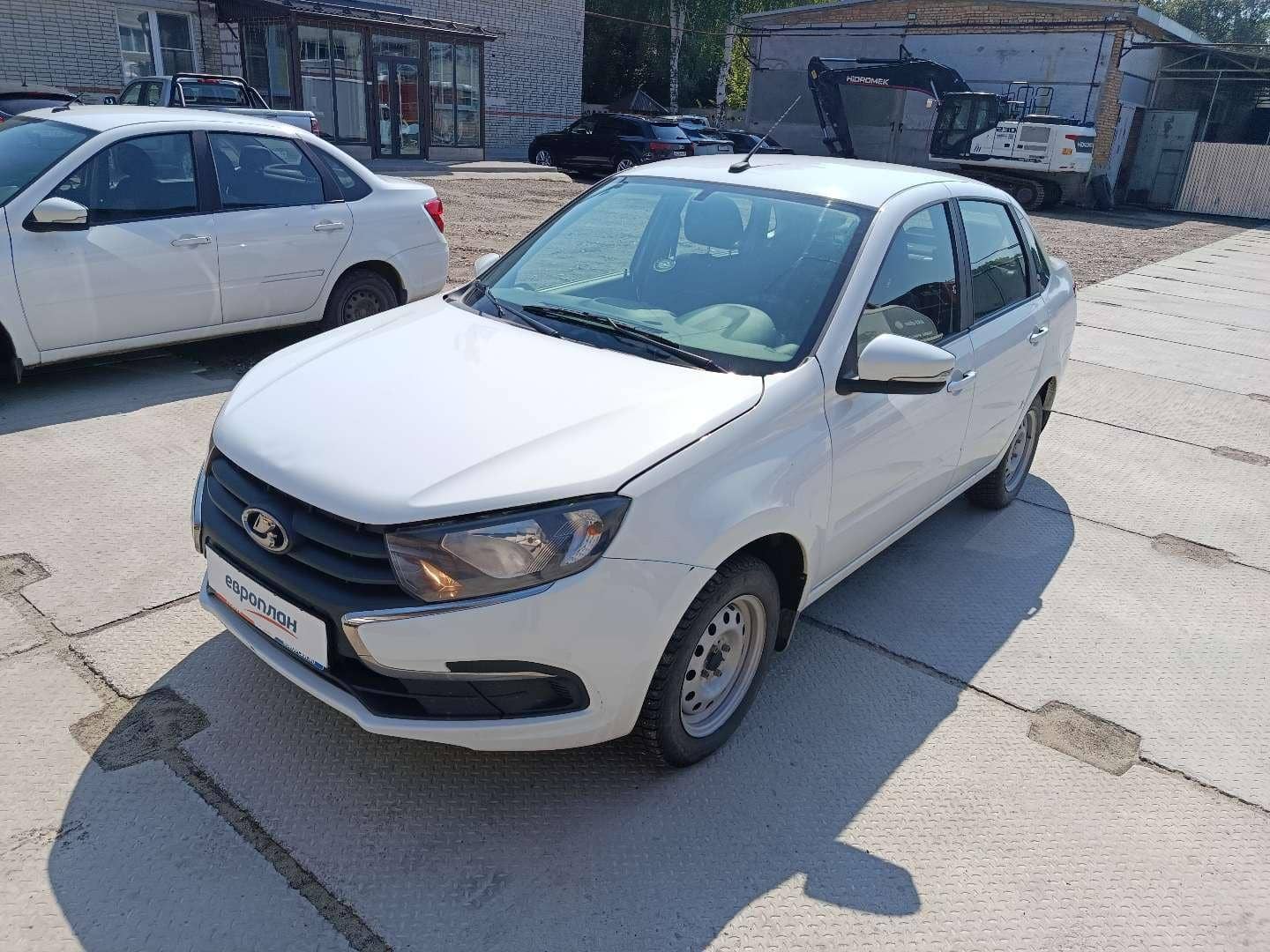 Lada Granta седан,  126 964 км, 2024 года в лизинг