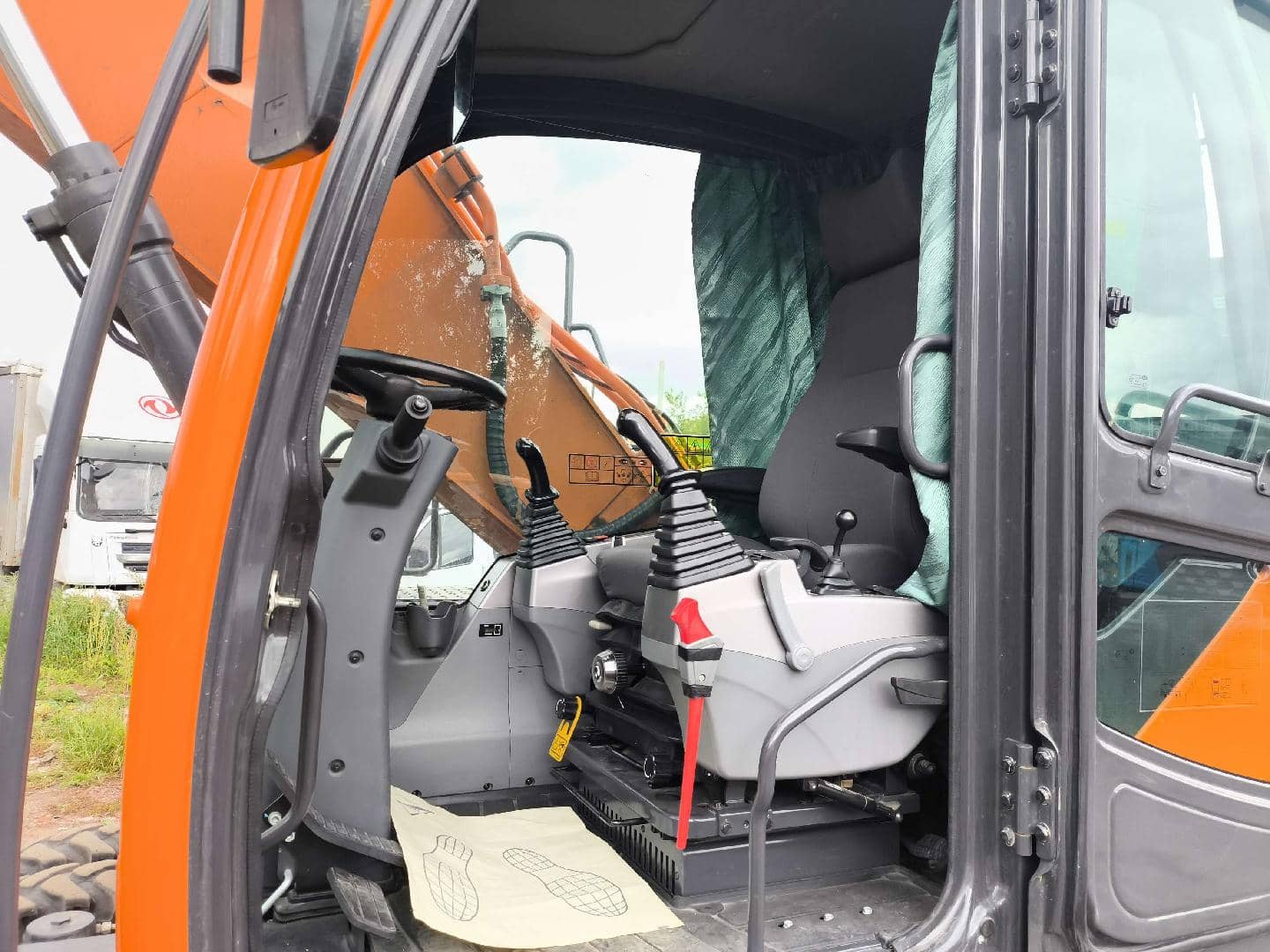 DOOSAN/DEVELON DX210WA, 2023 года в лизинг
