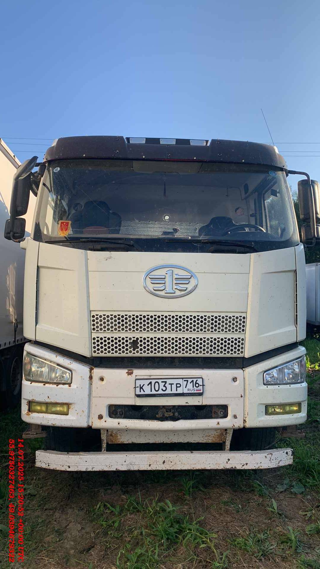 FAW CA3310P66K24T4E5 8х4,  184 108 км, 2022 года в лизинг