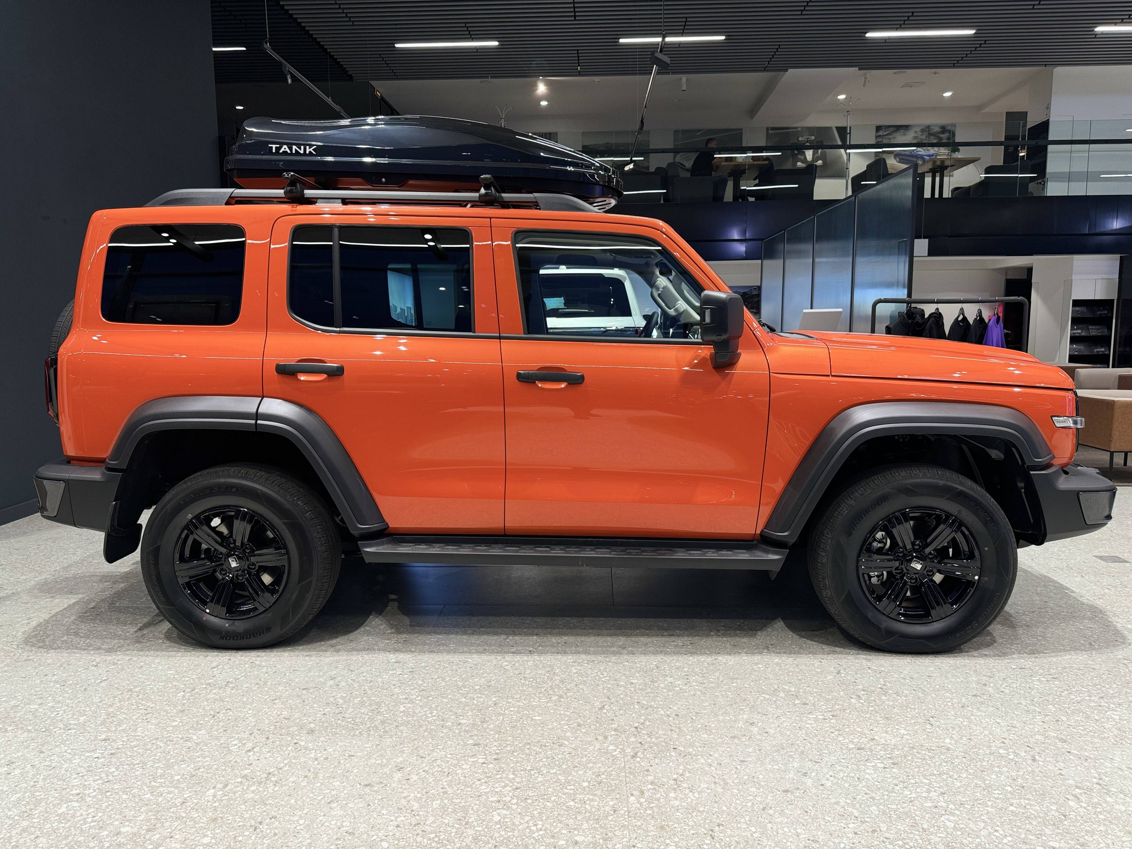 Tank 300 City Premium 2.0 8AT 4WD