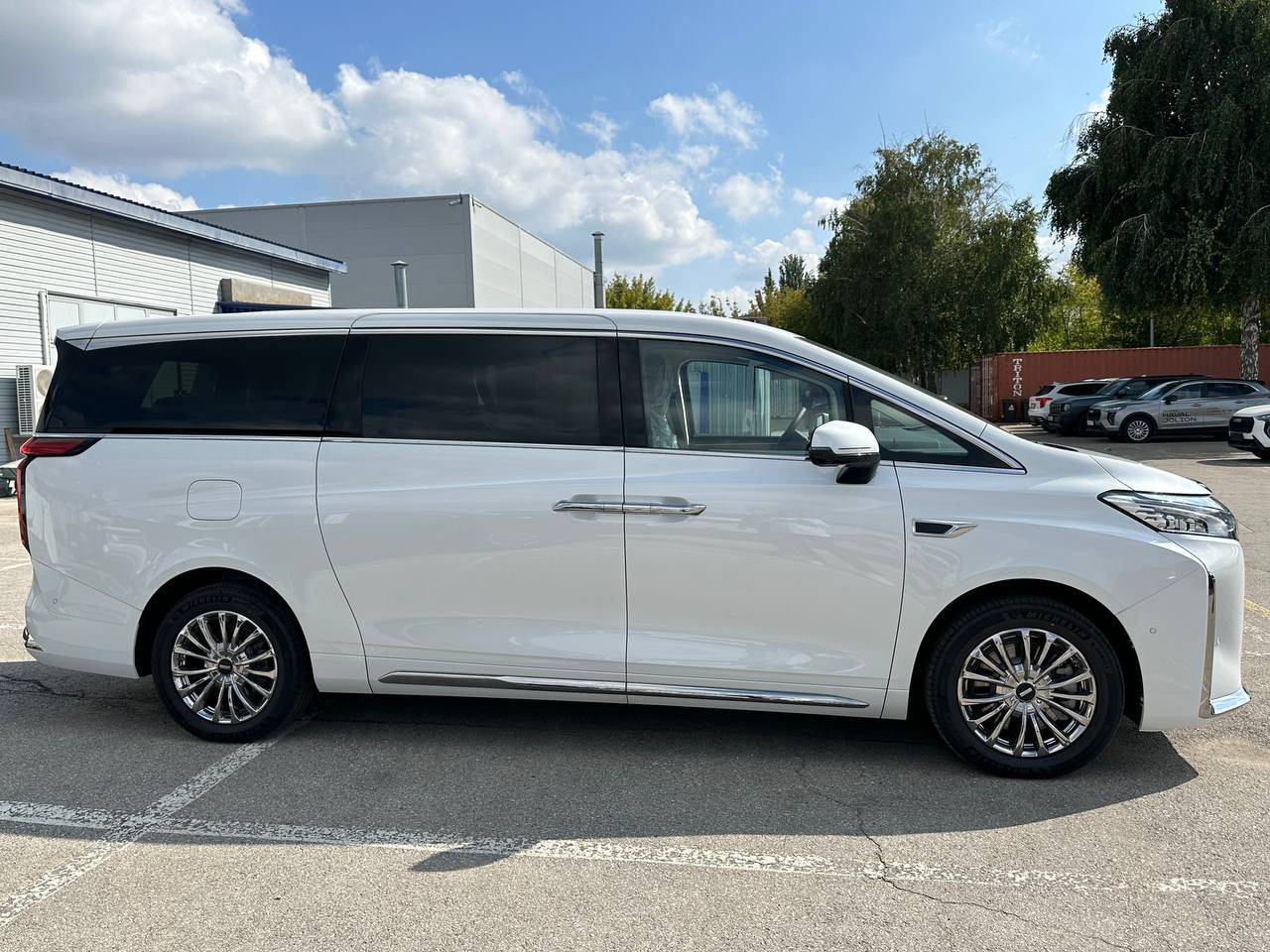 Wey 80 PHEV 1.5 T DHT 4WD Business Lounge