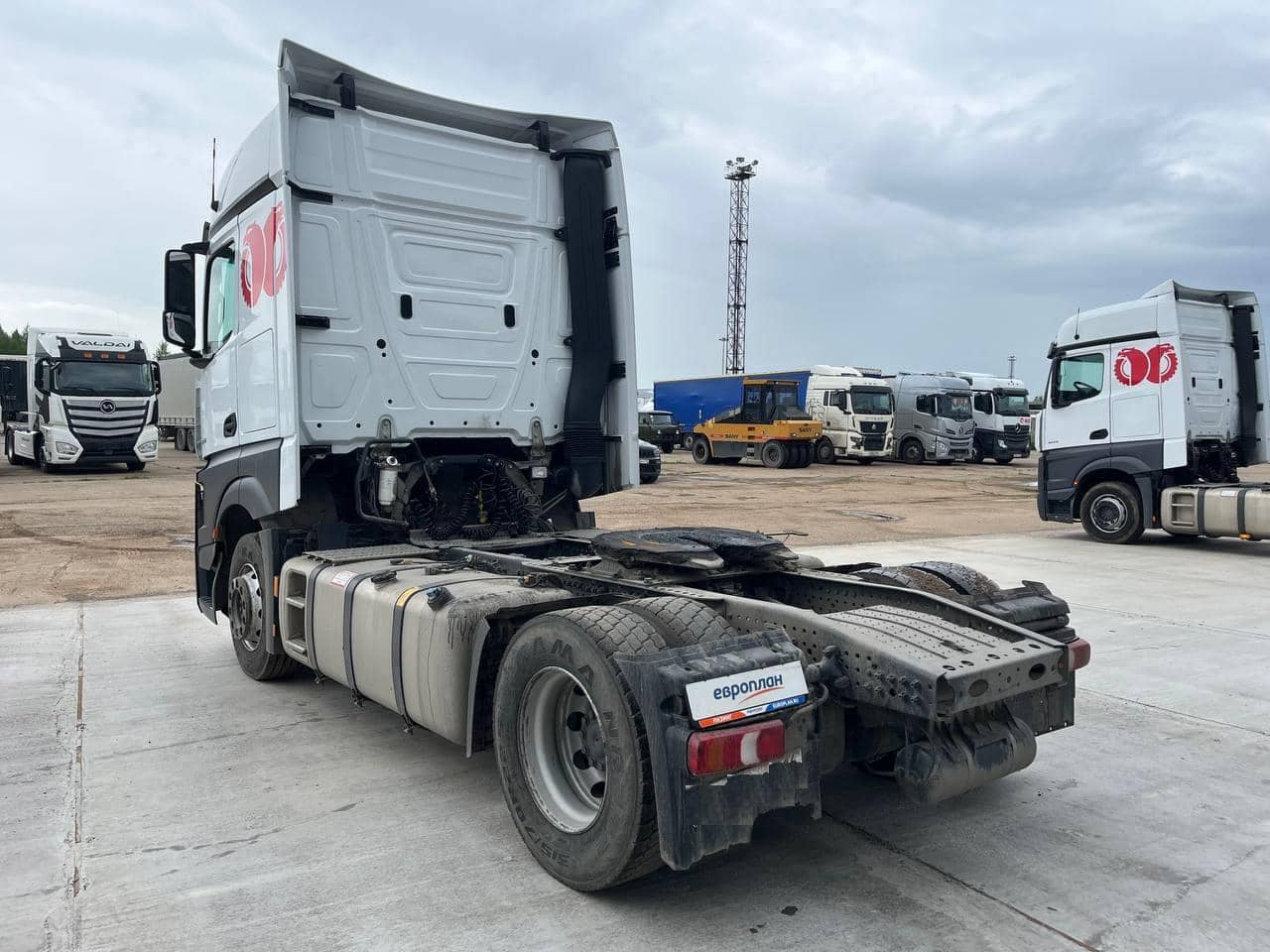 Mercedes-Benz Actros 5 1845 LS 4x2 (BigSpace),  750 000 км, 2021 года в лизинг