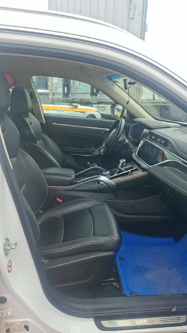 Geely Atlas Pro,  229 286 км, 2023 года в лизинг