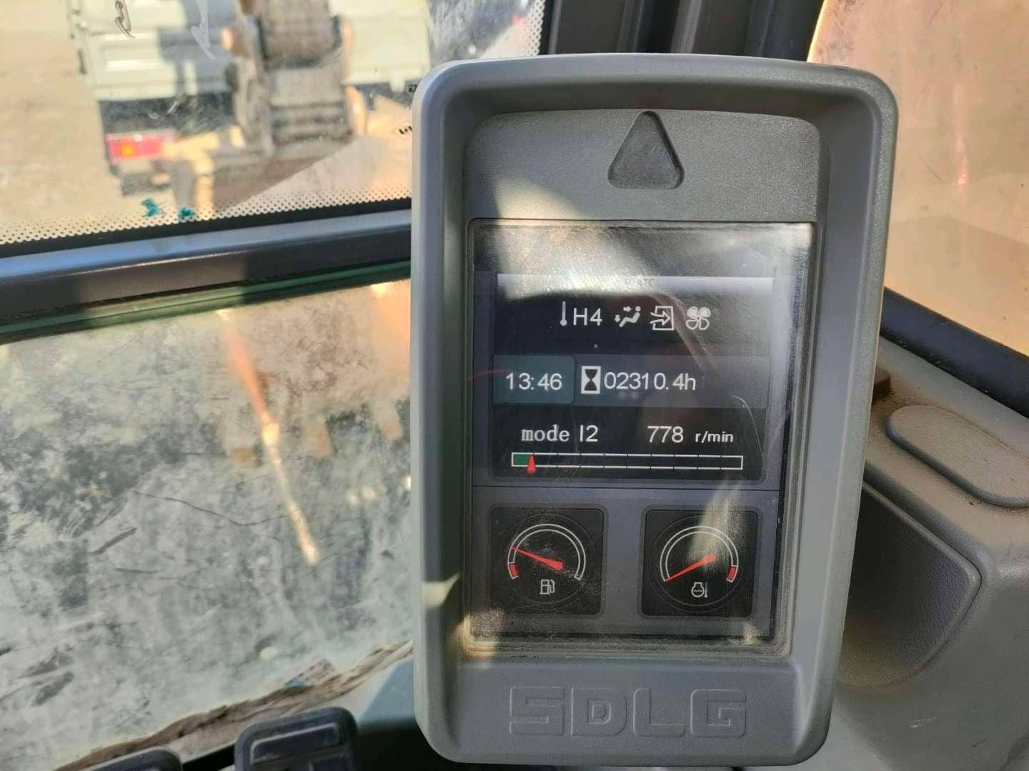 SDLG/LGCE E6215FLC, 2023 года в лизинг