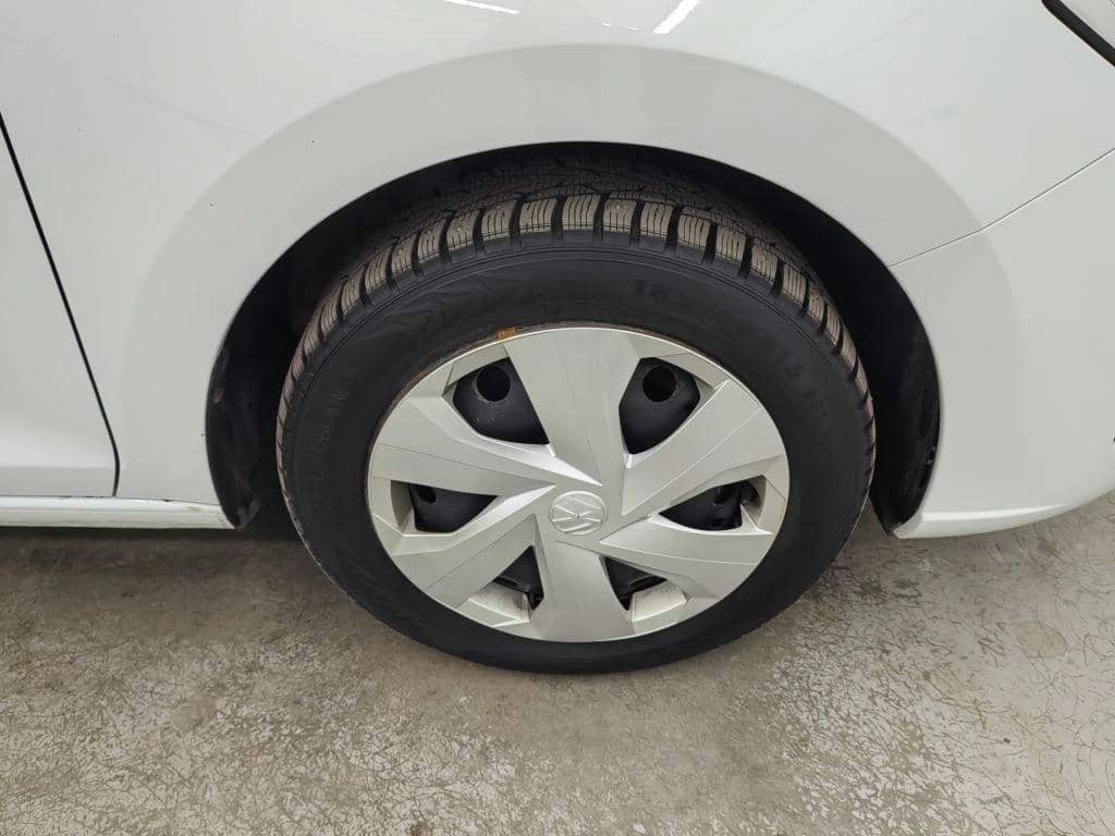 Volkswagen Polo,  94 351 км, 2021 года в лизинг