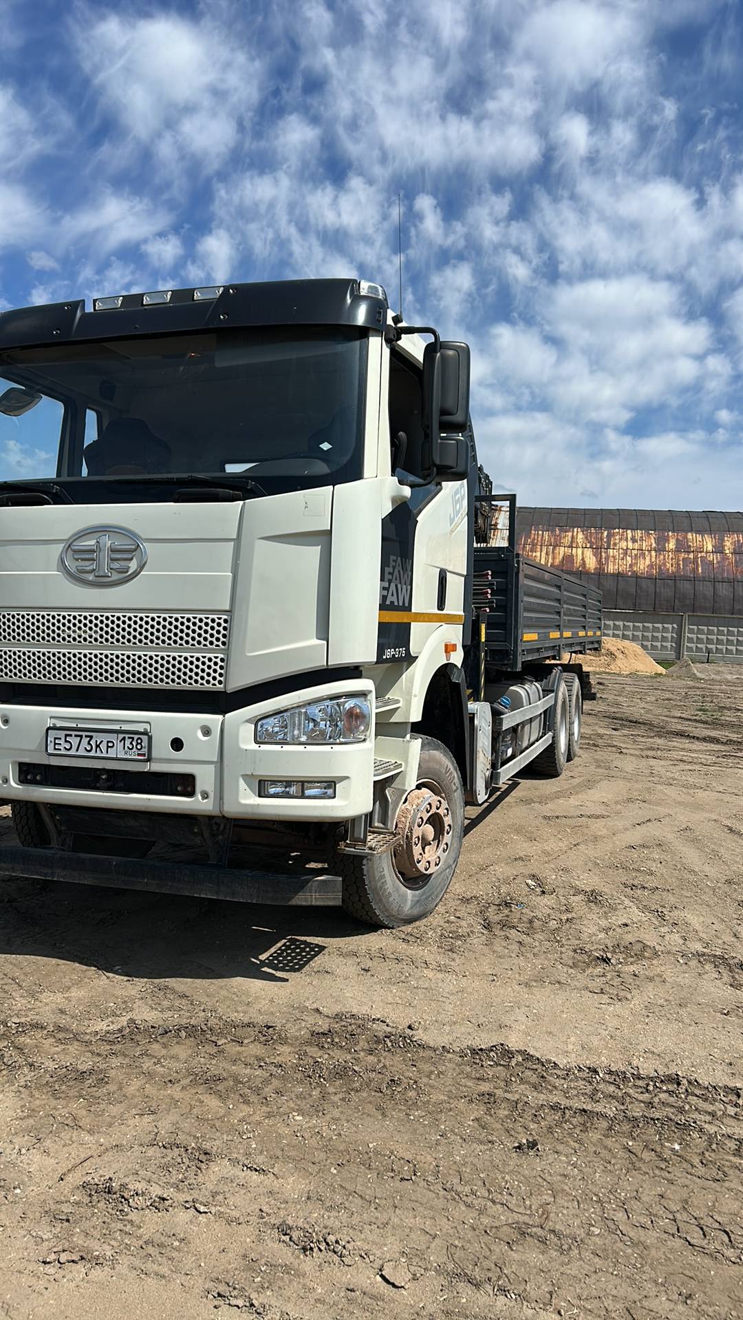 FAW CA3250P66K2T1E5 6х4,  37 244 км, 2022 года