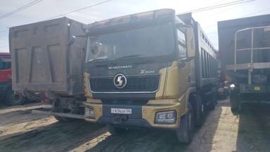 Shacman SX33186V366