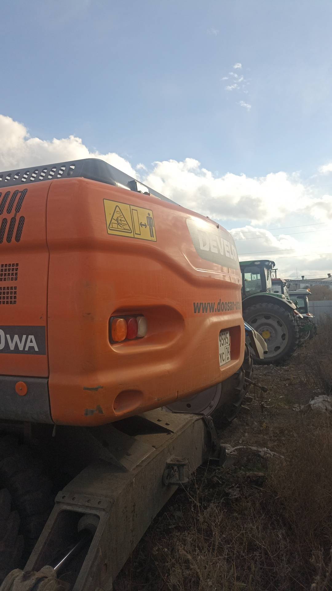 DOOSAN/DEVELON DX210WA, 2023 года в лизинг