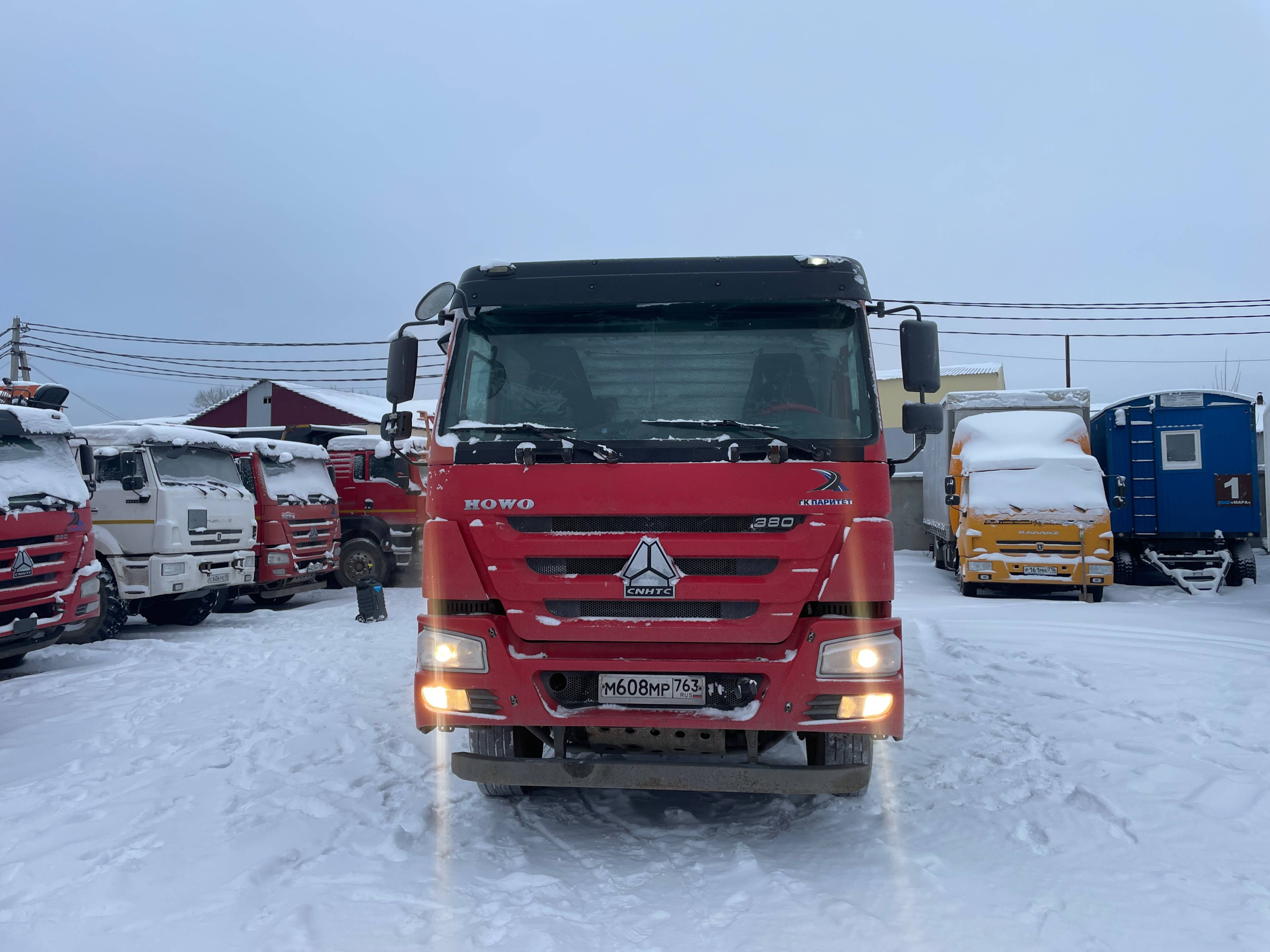 HOWO ZZ3407S3867E 8x4,  124 969 км, 2022 года в лизинг