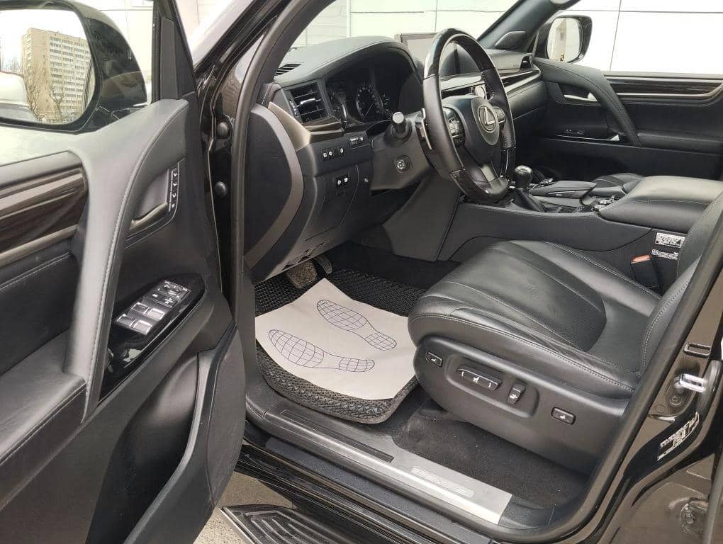 Lexus LX 450d,  150 099 км, 2021 года в лизинг