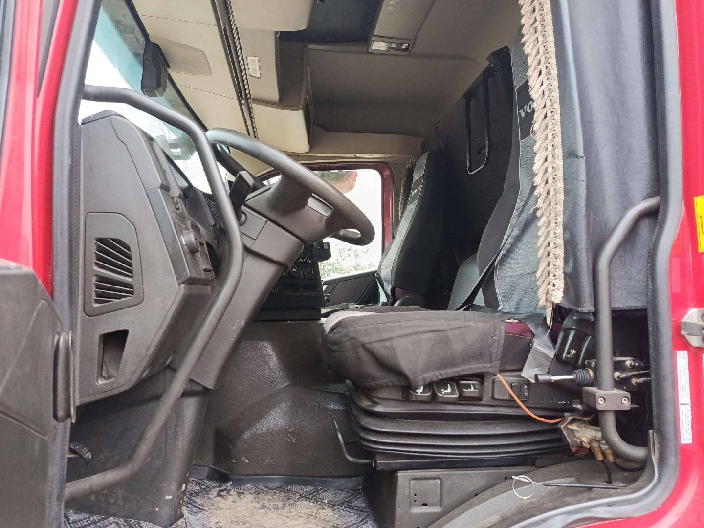 Volvo FM 420 8x4 (FMX),  462 426 км, 2022 года в лизинг