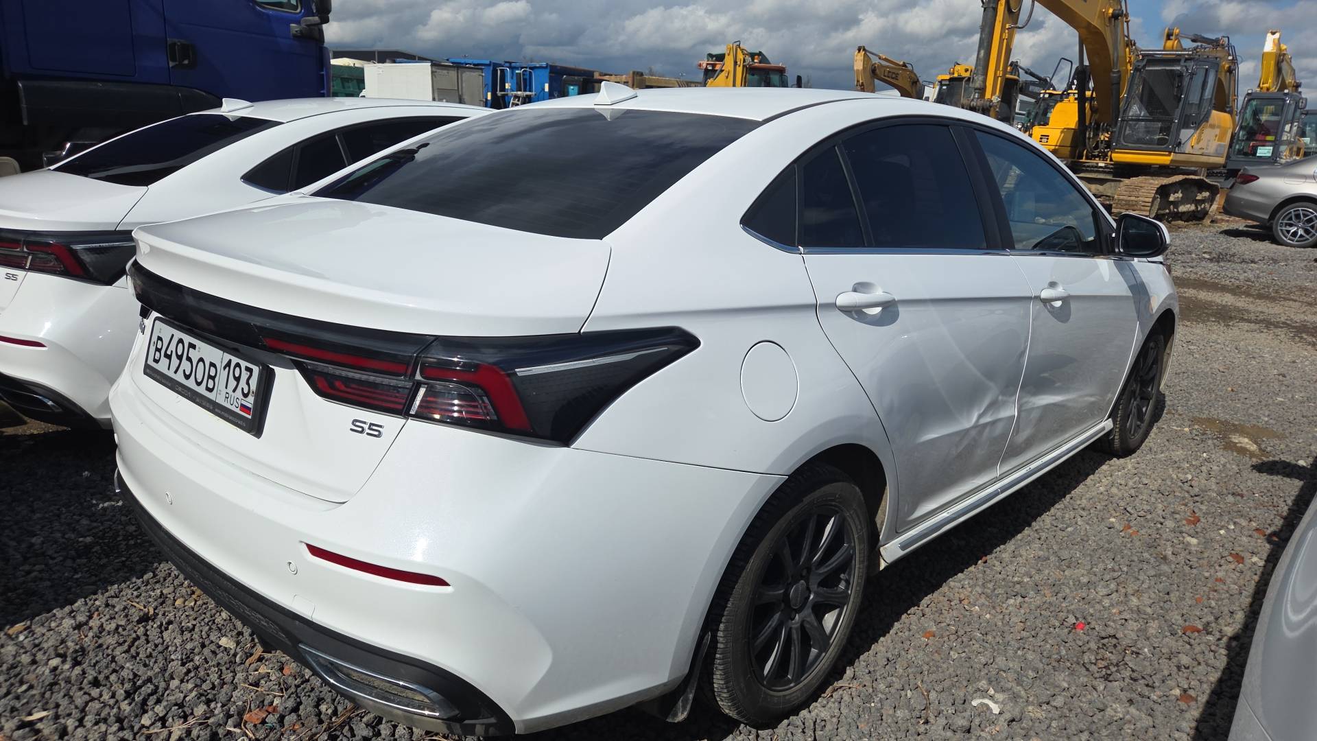 OMODA S5,  95 682 км, 2024 года в лизинг