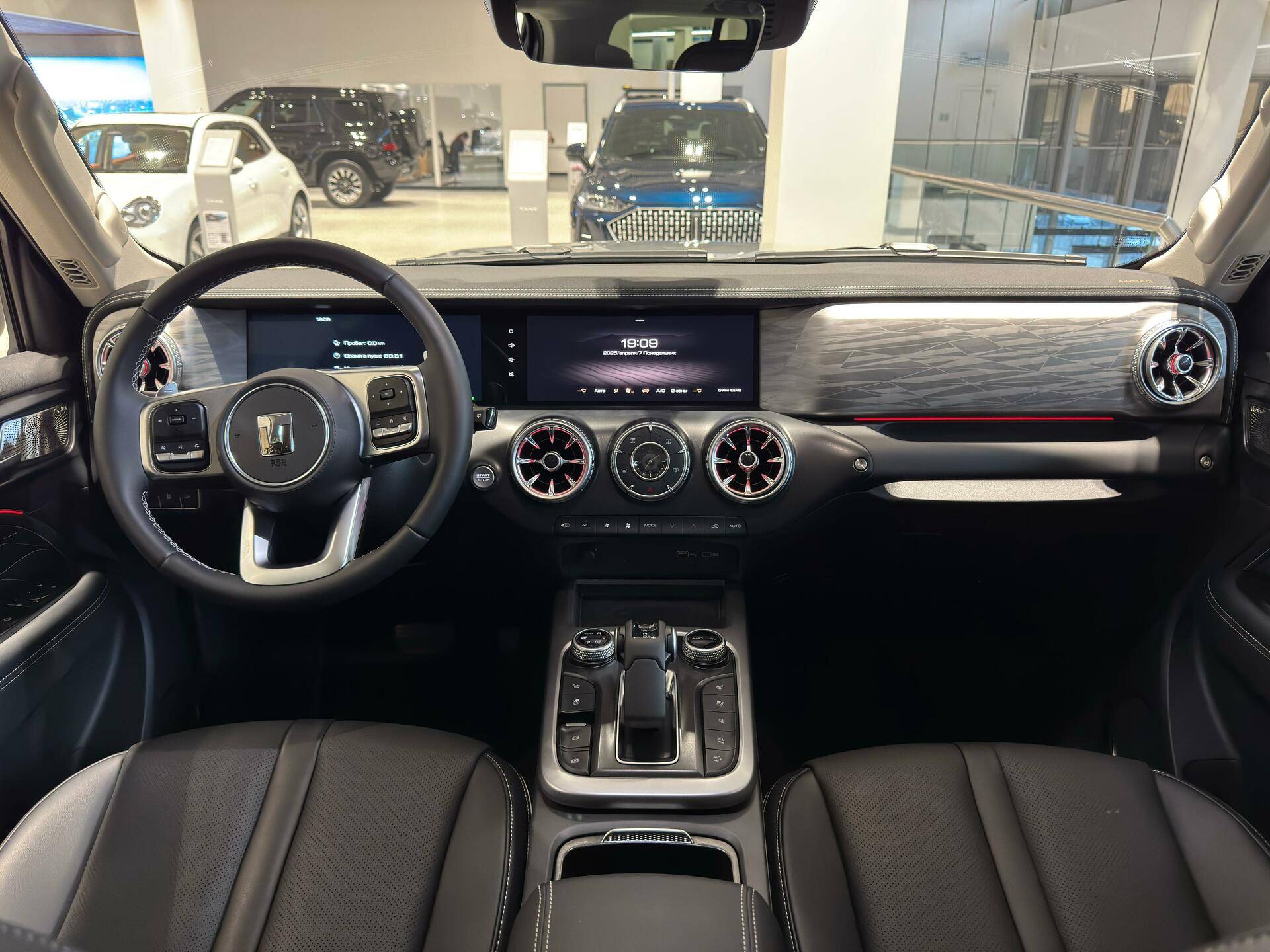 Tank 300 City Premium 2.0 8AT 4WD