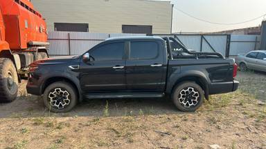 JAC T9
