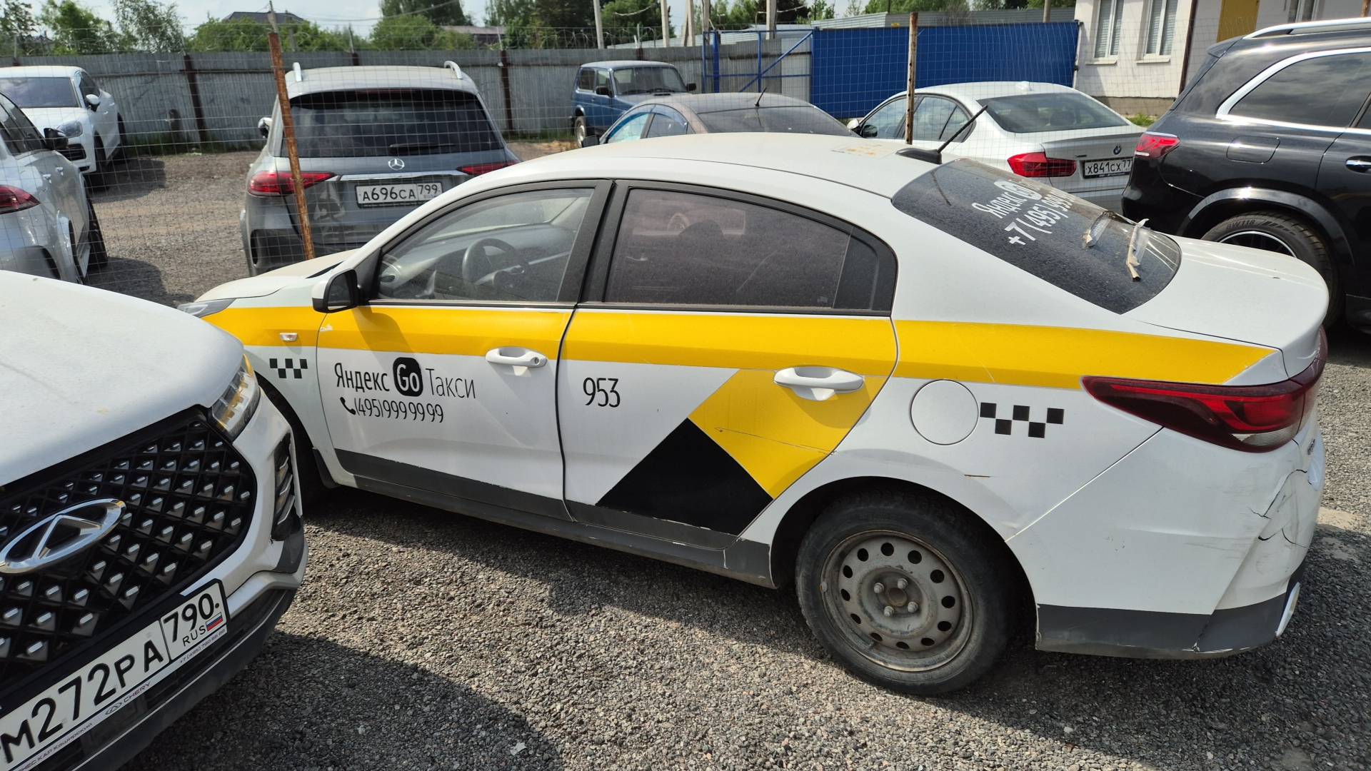 KIA Rio,  294 421 км, 2021 года в лизинг