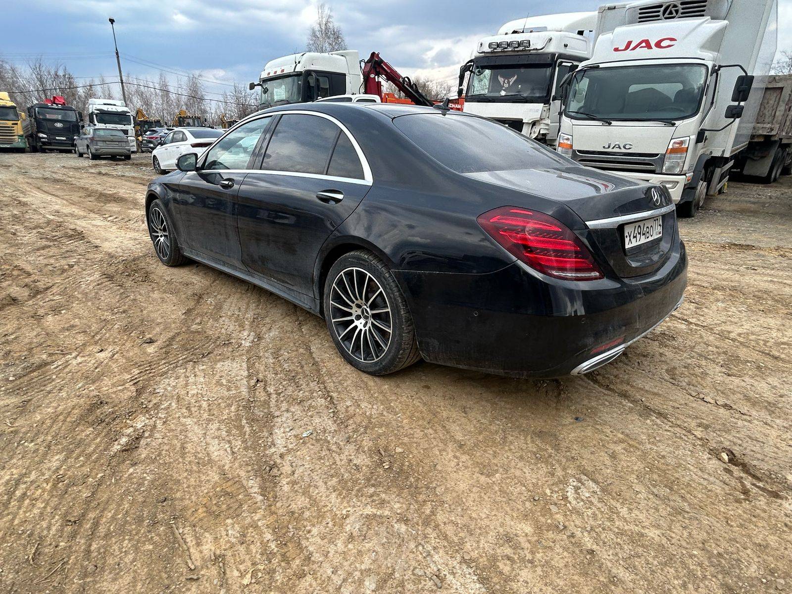 Mercedes-Benz S седан,  157 023 км, 2018 года в лизинг