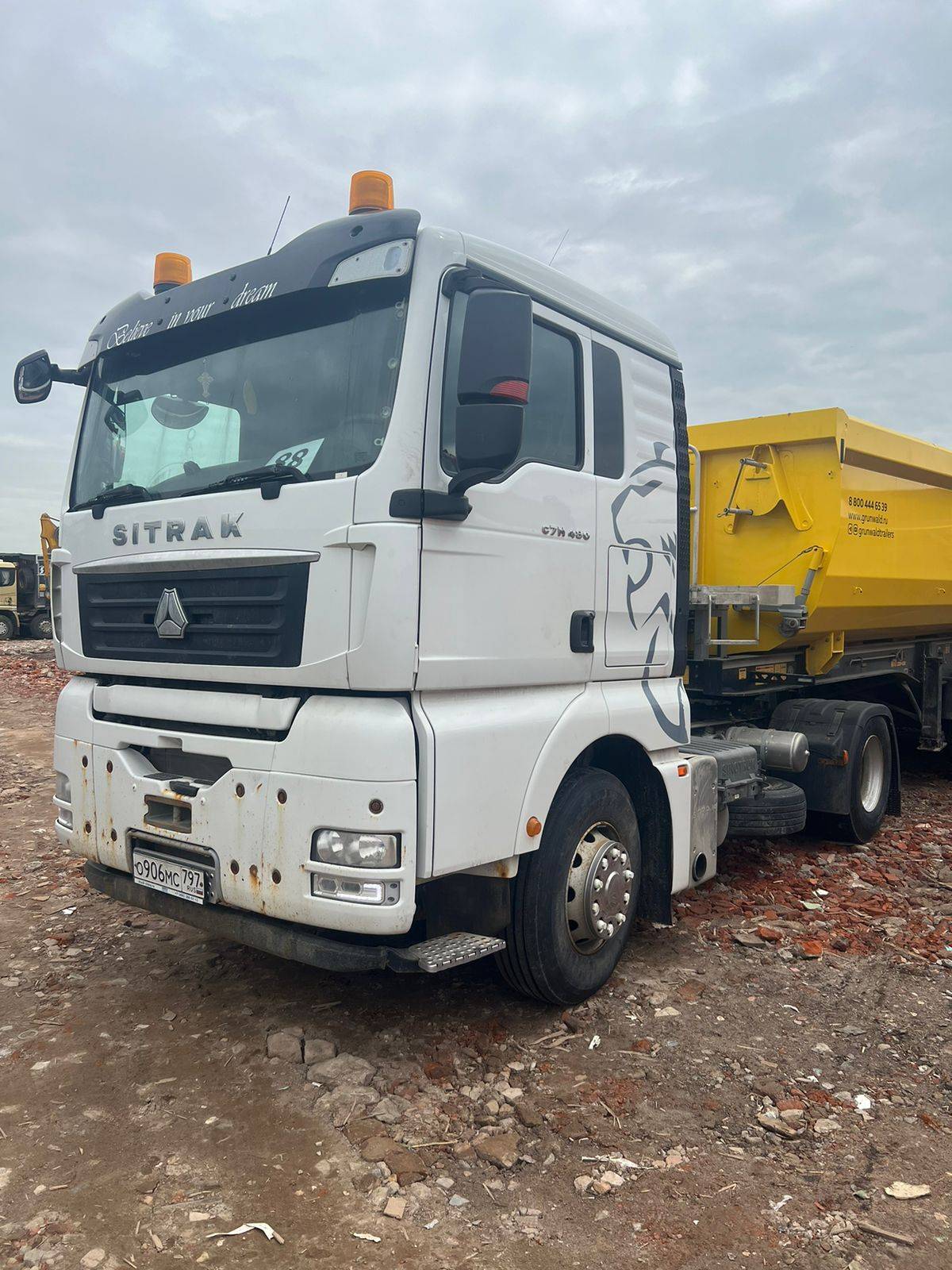 Sitrak C7H 4x2 ZZ4186V361HE
