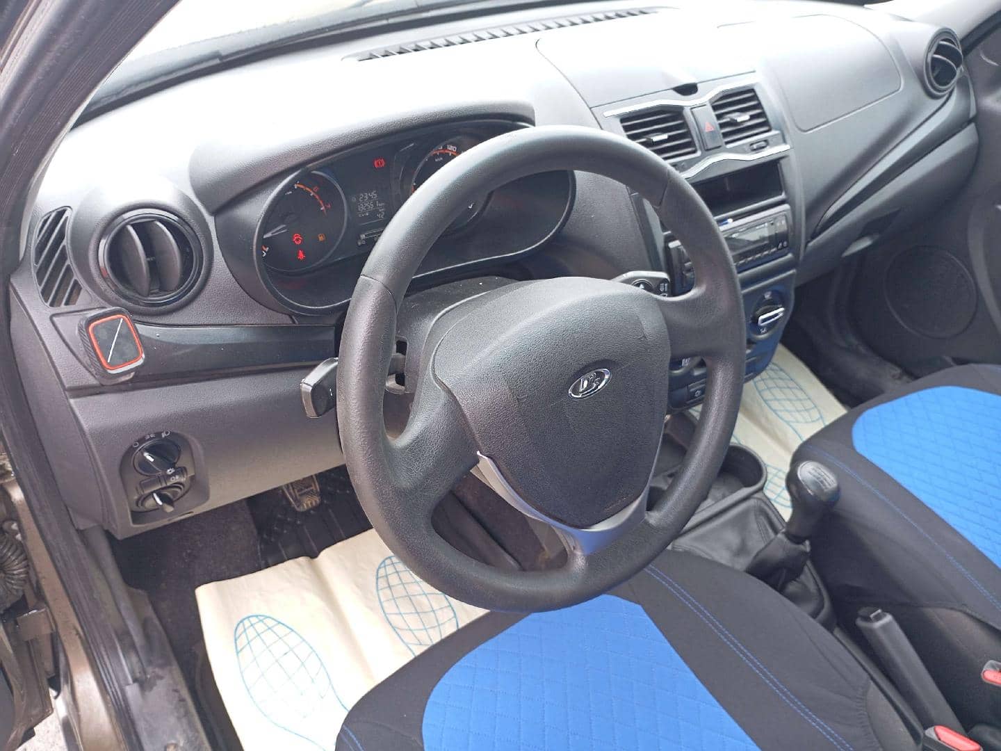 Lada Granta седан,  132 551 км, 2024 года в лизинг