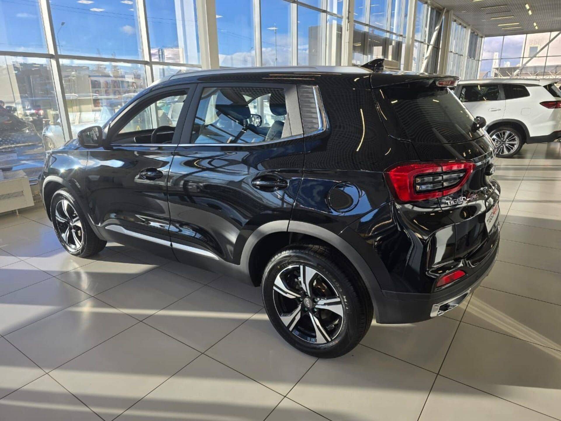 Chery Tiggo 4 PRO Action
