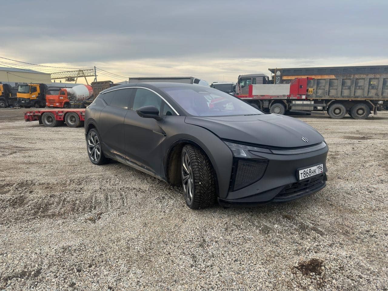 HiPhi X,  8 452 км, 2022 года в лизинг