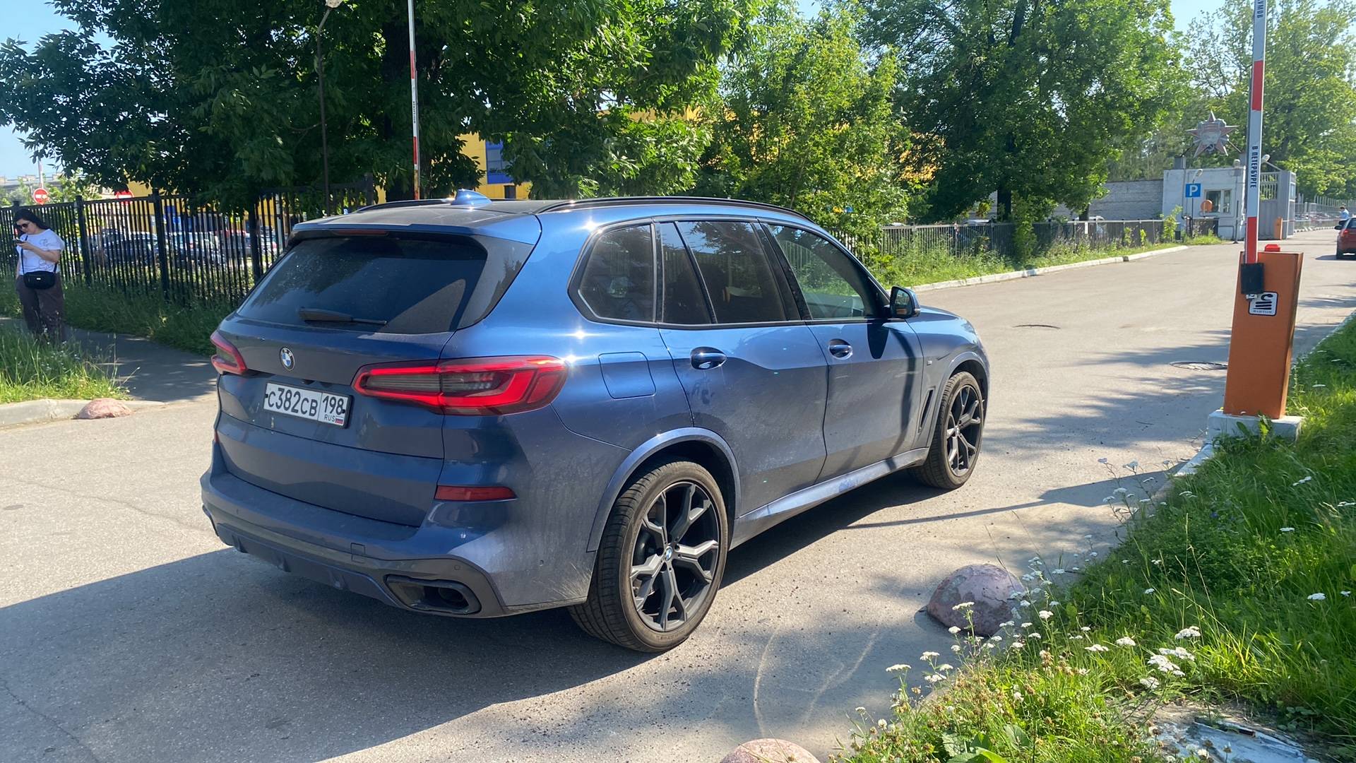 BMW X5,  102 579 км, 2019 года в лизинг