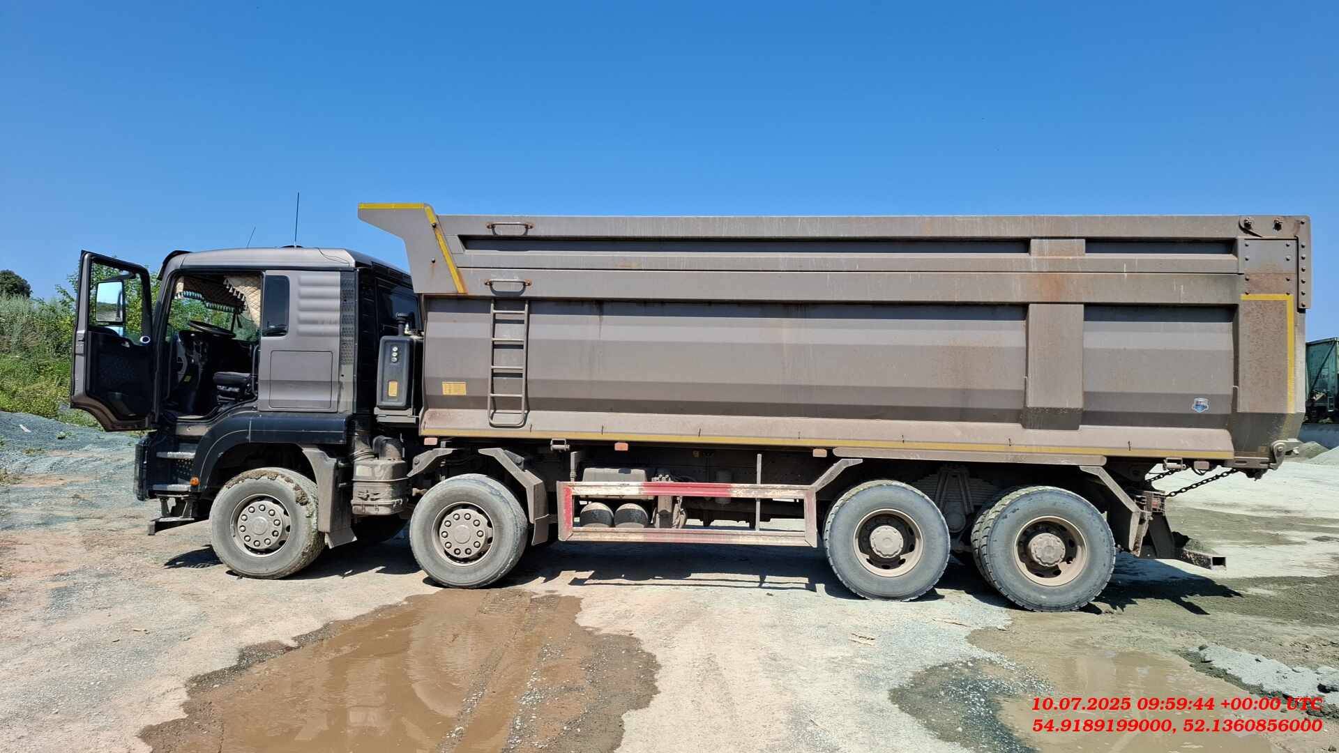 Sitrak ZZ3316V386ME,  212 261 км, 2021 года в лизинг