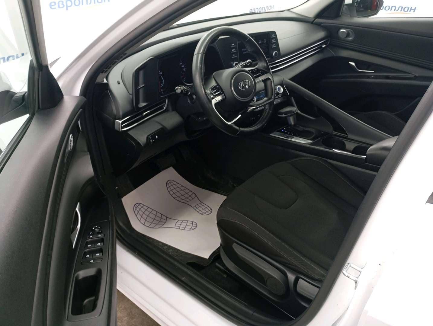 Hyundai Elantra,  80 686 км, 2022 года в лизинг
