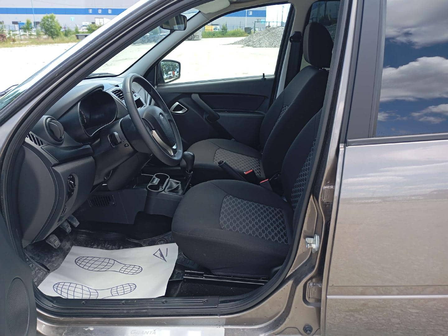 Lada Granta лифтбек,  16 120 км, 2024 года в лизинг