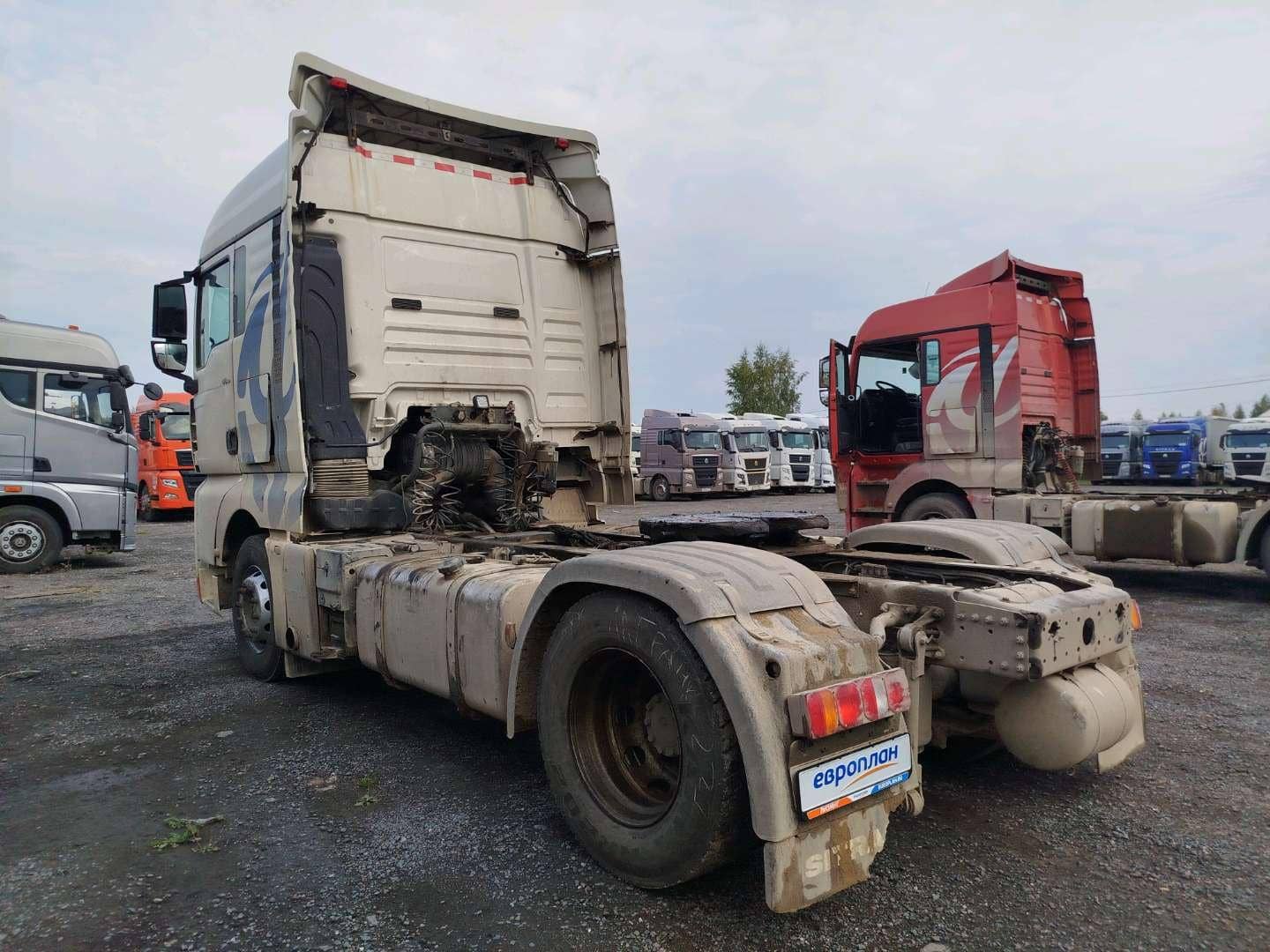 Sitrak C7H 4x2 ZZ4186V361HE,  760 662 км, 2023 года в лизинг