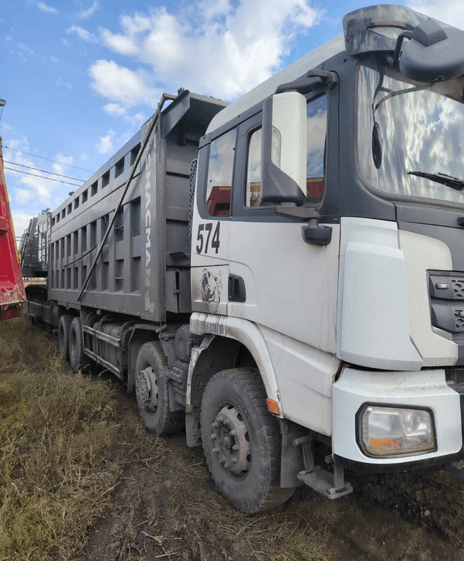 Shacman SX33186V366,  190 948 км, 2022 года в лизинг