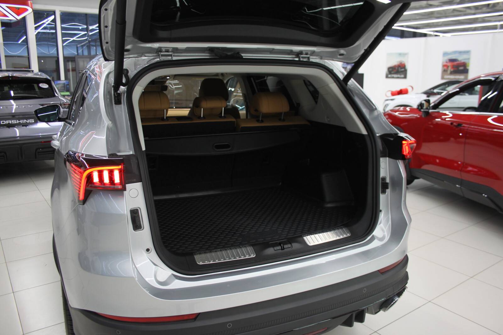 Jetour X70 Plus 1.6TGDI-7DCT Luxury