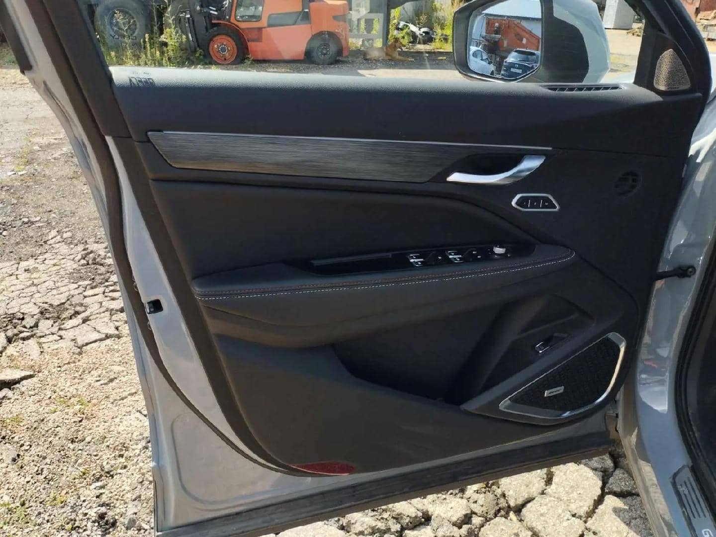 Geely Tugella,  25 172 км, 2024 года в лизинг