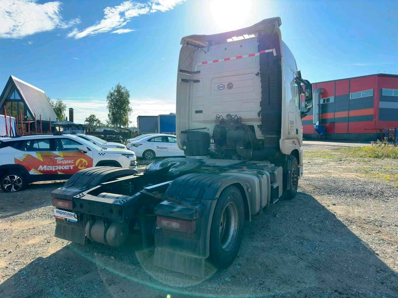 DongFeng GX DFH4180 4x2,  198 840 км, 2024 года в лизинг