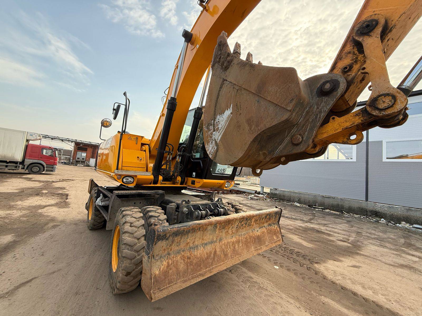 JCB JS200W Лот 000009107