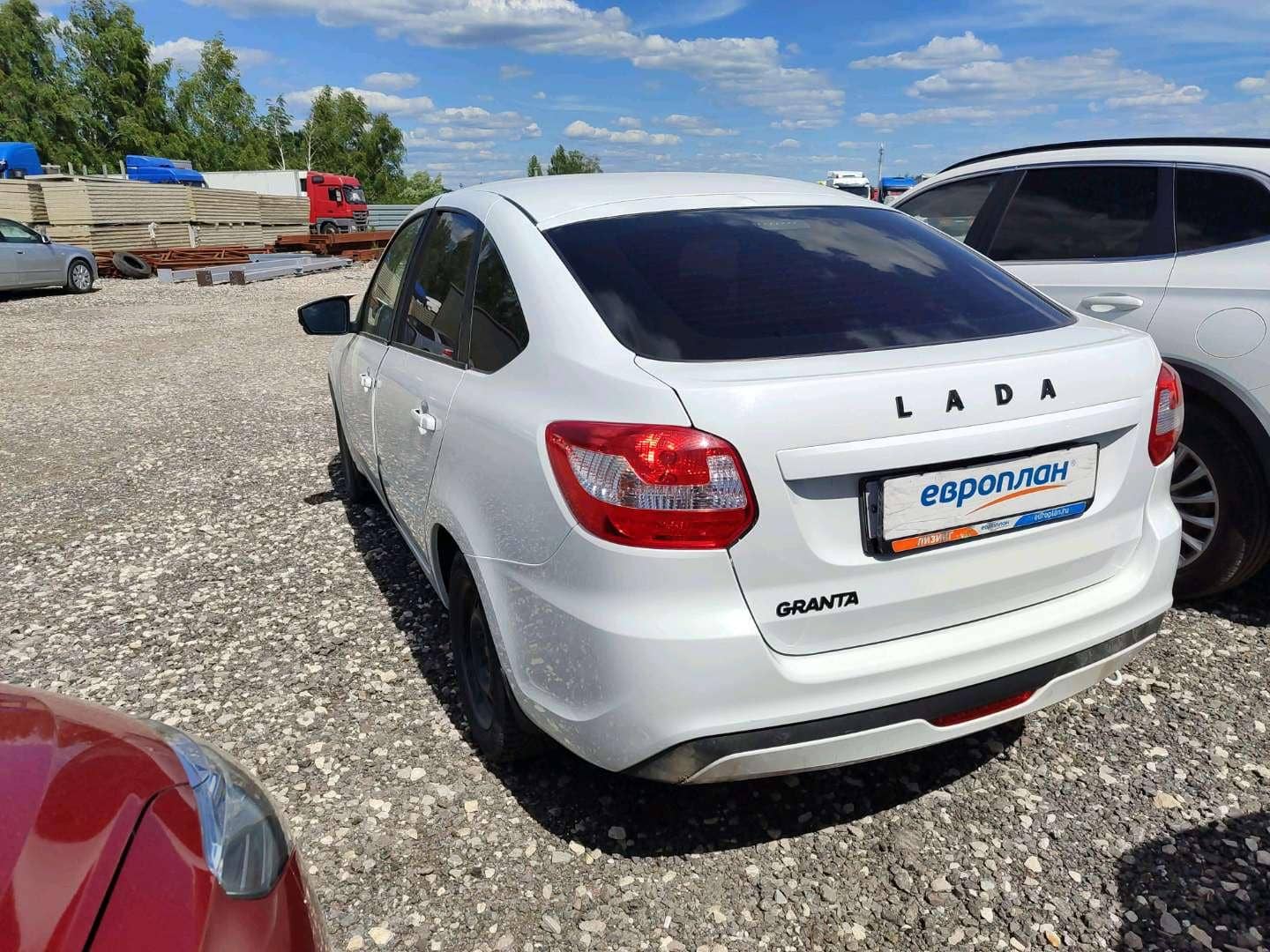 Lada Granta лифтбек,  125 625 км, 2022 года в лизинг
