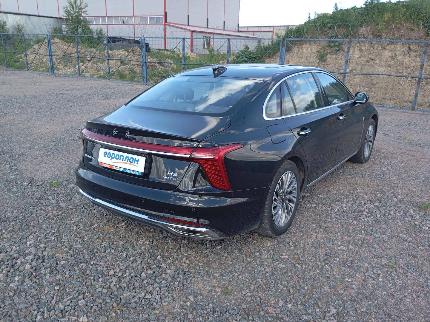 Hongqi H5,  112 947 км, 2024 года в лизинг